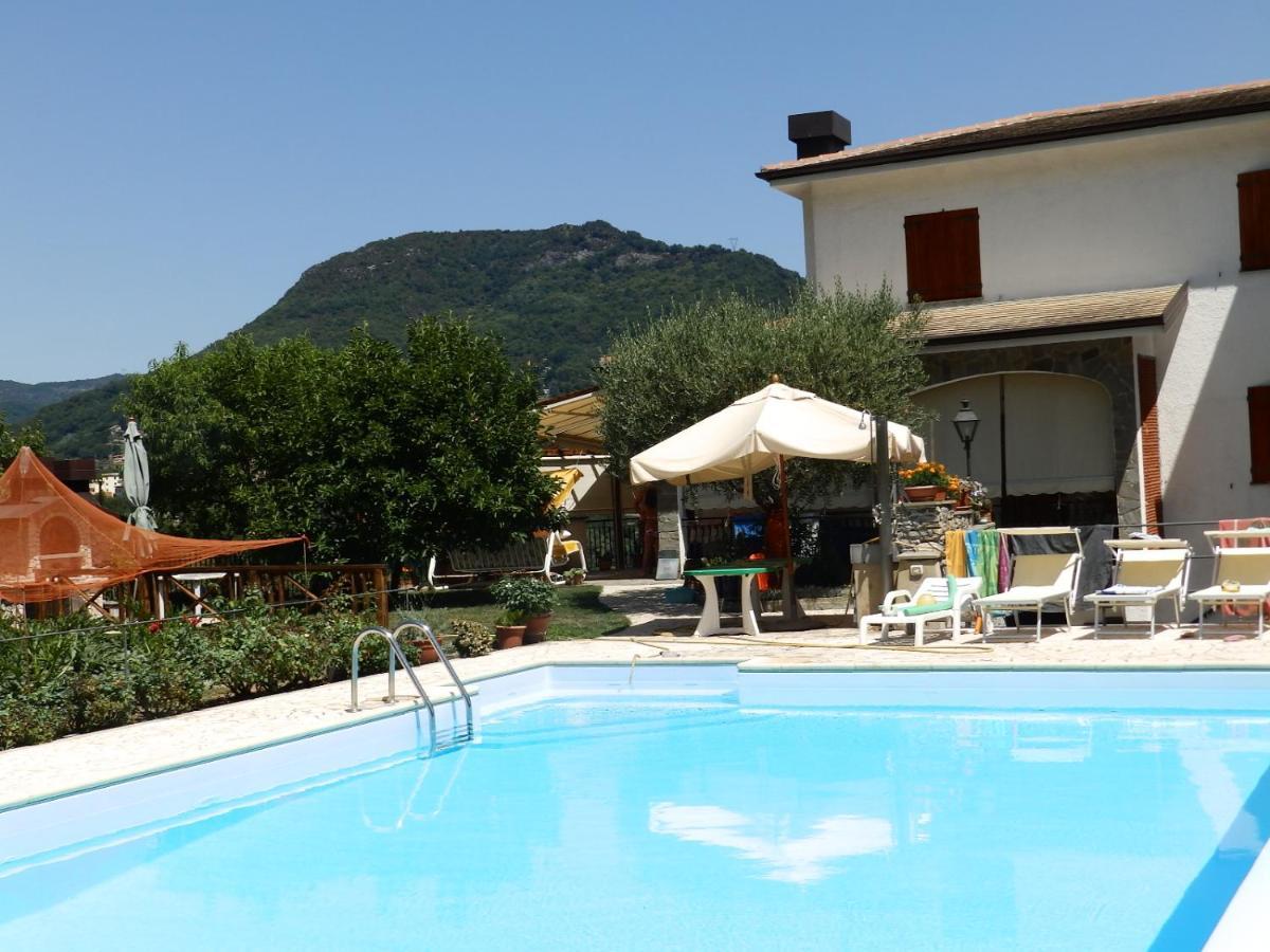 B&B Le Rondini Cassanesi 外观 照片